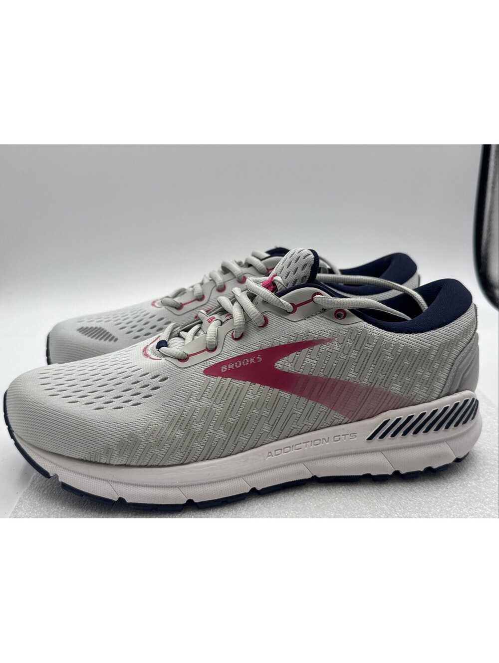 Brooks Addiction GTS 15 Womens Sneakers Oyster Peacoat Lilac Rose Sz 10 MED - Picture 5 of 16